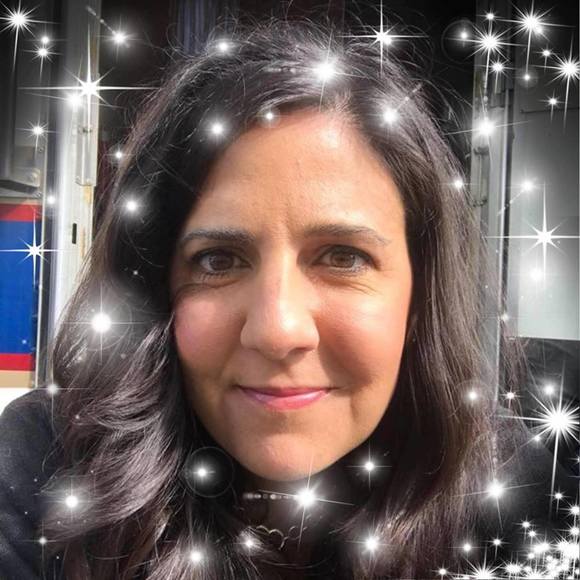 Meet your Posher, Anthea - Picture 1 of 1